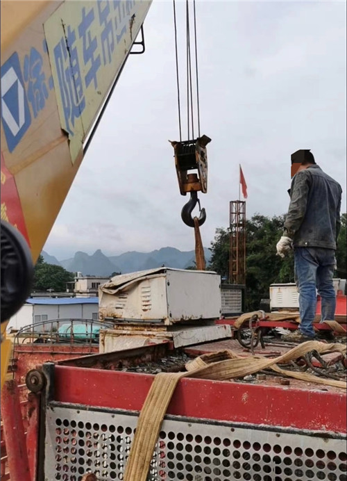 秦淮区大件吊装搬运设备常用的施工手势信号解答